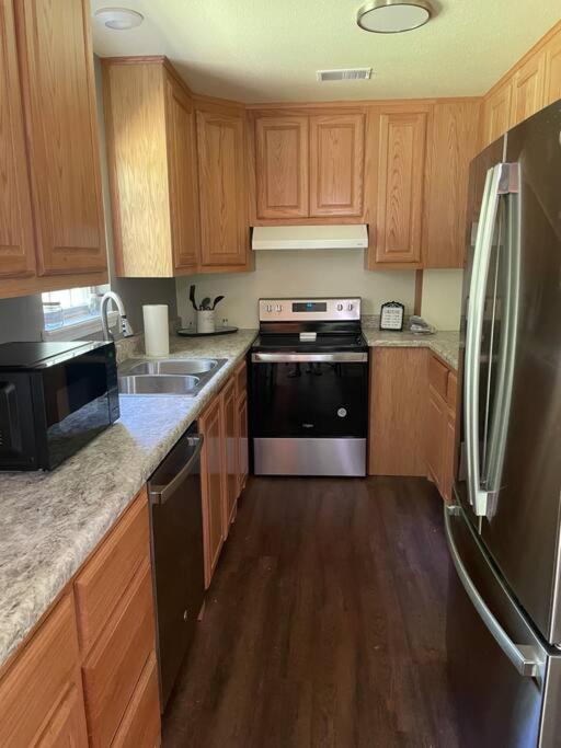 The Diamond Escape , Home In Murfreesboro Bagian luar foto